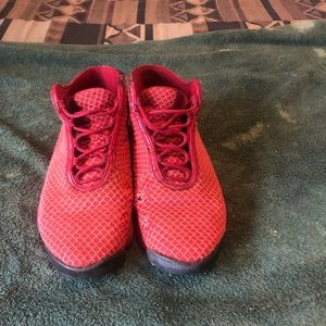 Jordan future red